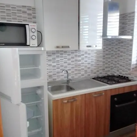 Nuovo Monolocale Con Terrazza 20m Del Mare Roseto * روزيتو ديلي أبروتسي